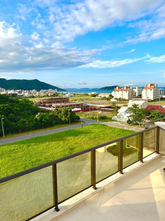 Cobertura Velejar Em Condominio Clube - Com Area De Lazer Governador Celso Ramos Exterior photo